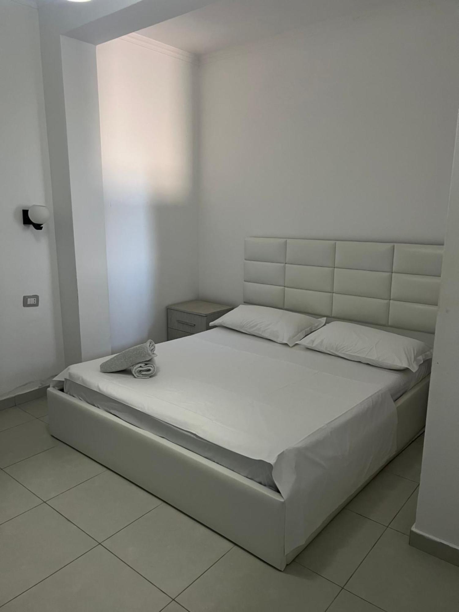 Sea View Apartment! Vlore Exterior photo